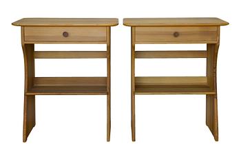 123. A PAIR OF PINE BEDSIDE TABLES,