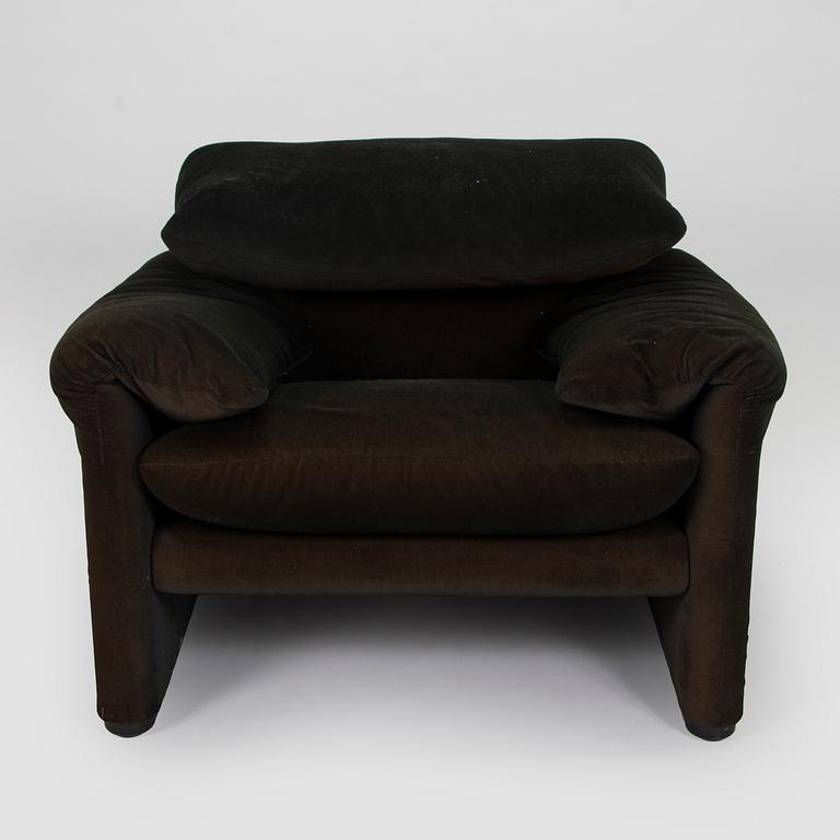 Vico Magistretti, A "Maralunga", armchair, Cassina, Italy.