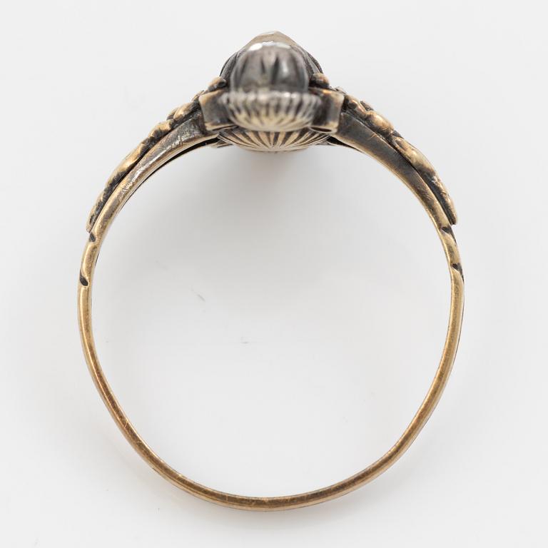Ring, 18K gold and silver with rose-cut stones, 19th century.