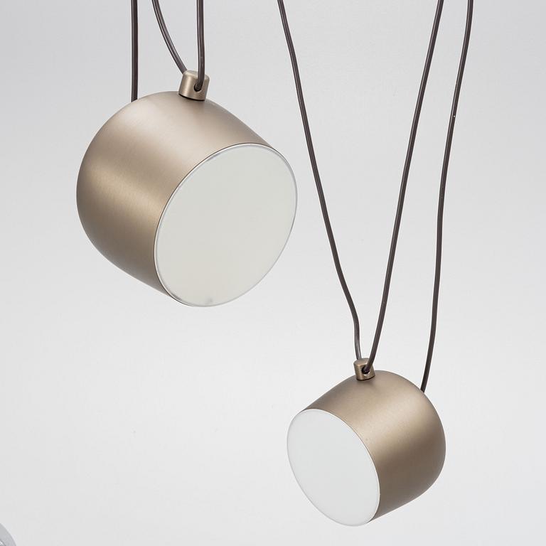 Ronan & Erwan Bouroullec, ceiling lamp, "Rosone Multiplo Aim", Flos, model designed in 2013.