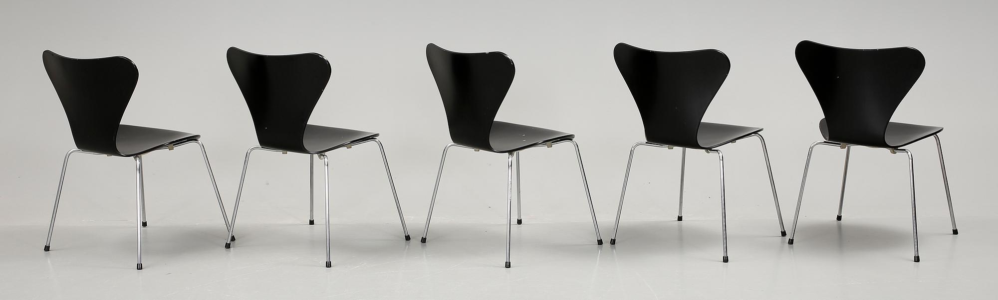 STOLAR, 5 st . "Sjuan", Arne Jacobsen, Fritz Hansen, sannolikt 1960-70-tal.