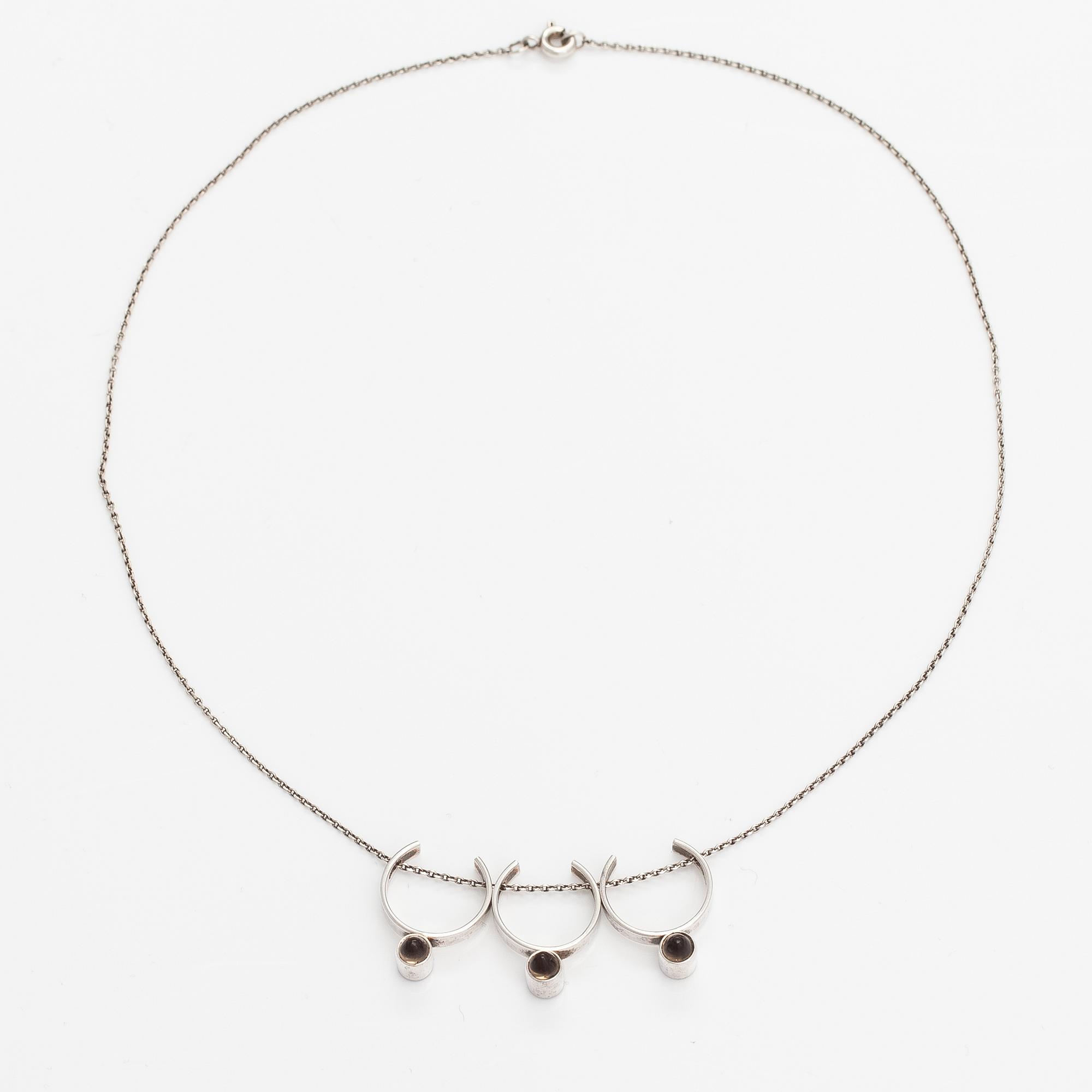 Elis Kauppi, A silver necklace with smoaky quartzes. Kupittaan kulta, Turku 1961.
