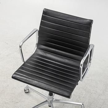 Charles & Ray Eames, an 'EA 117' desk chair, Vitra.