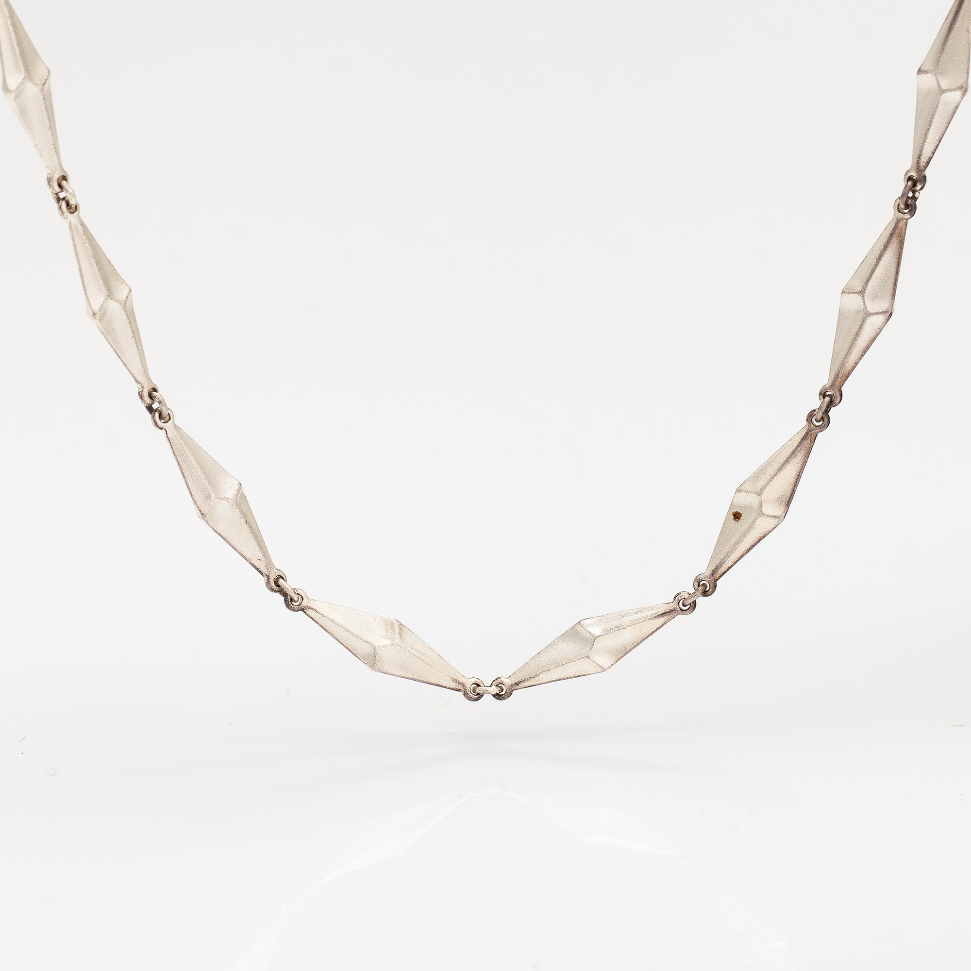 Björn Weckström, A sterling silver necklace "Rombo". Lapponia 1998.