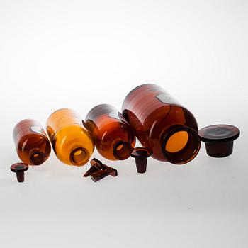 APOTEKSFLASKOR, 4 st, glas, 1900-talets första hälft.
