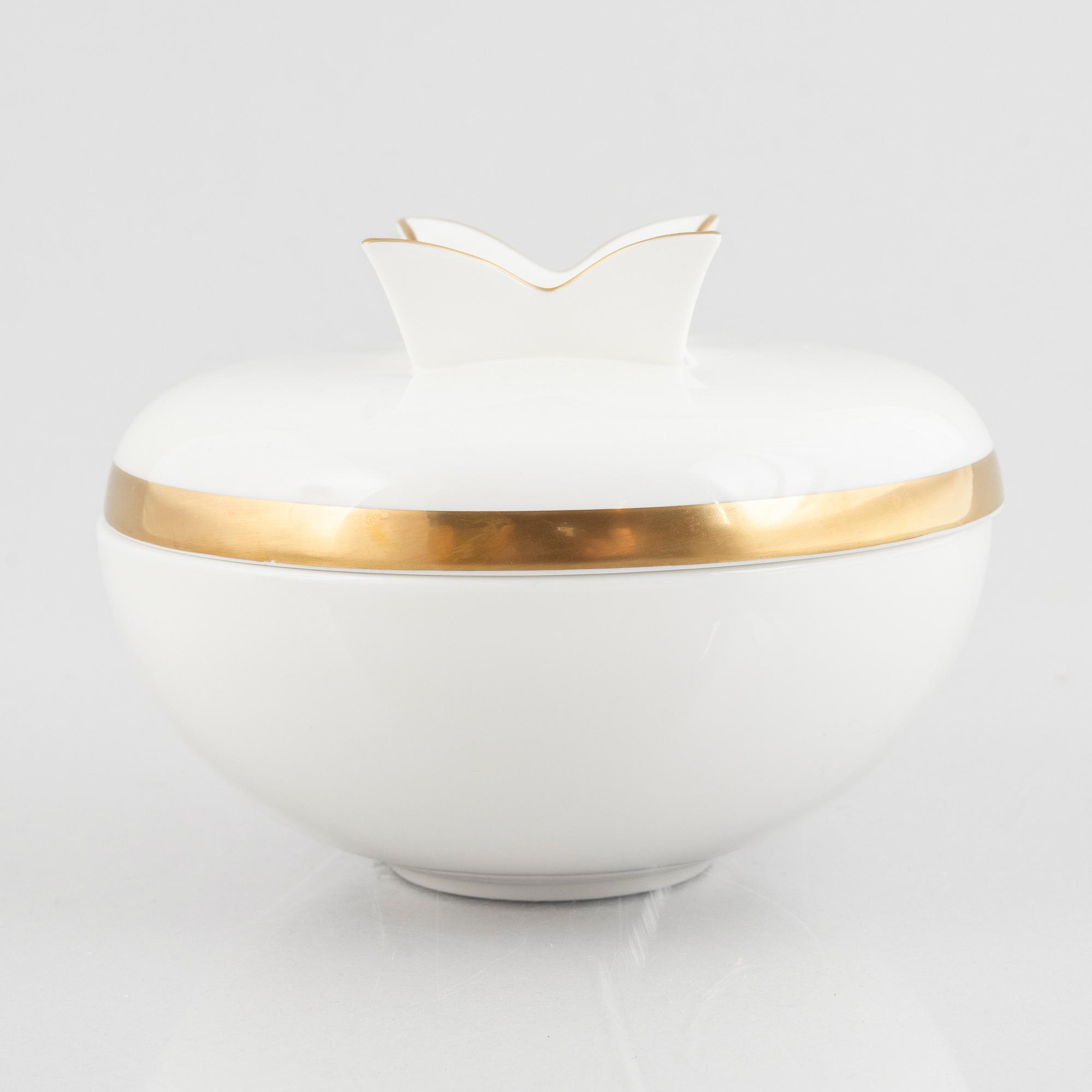 Karin Björquist, dinner service "Nobel", 72 pieces, Rörstrand.