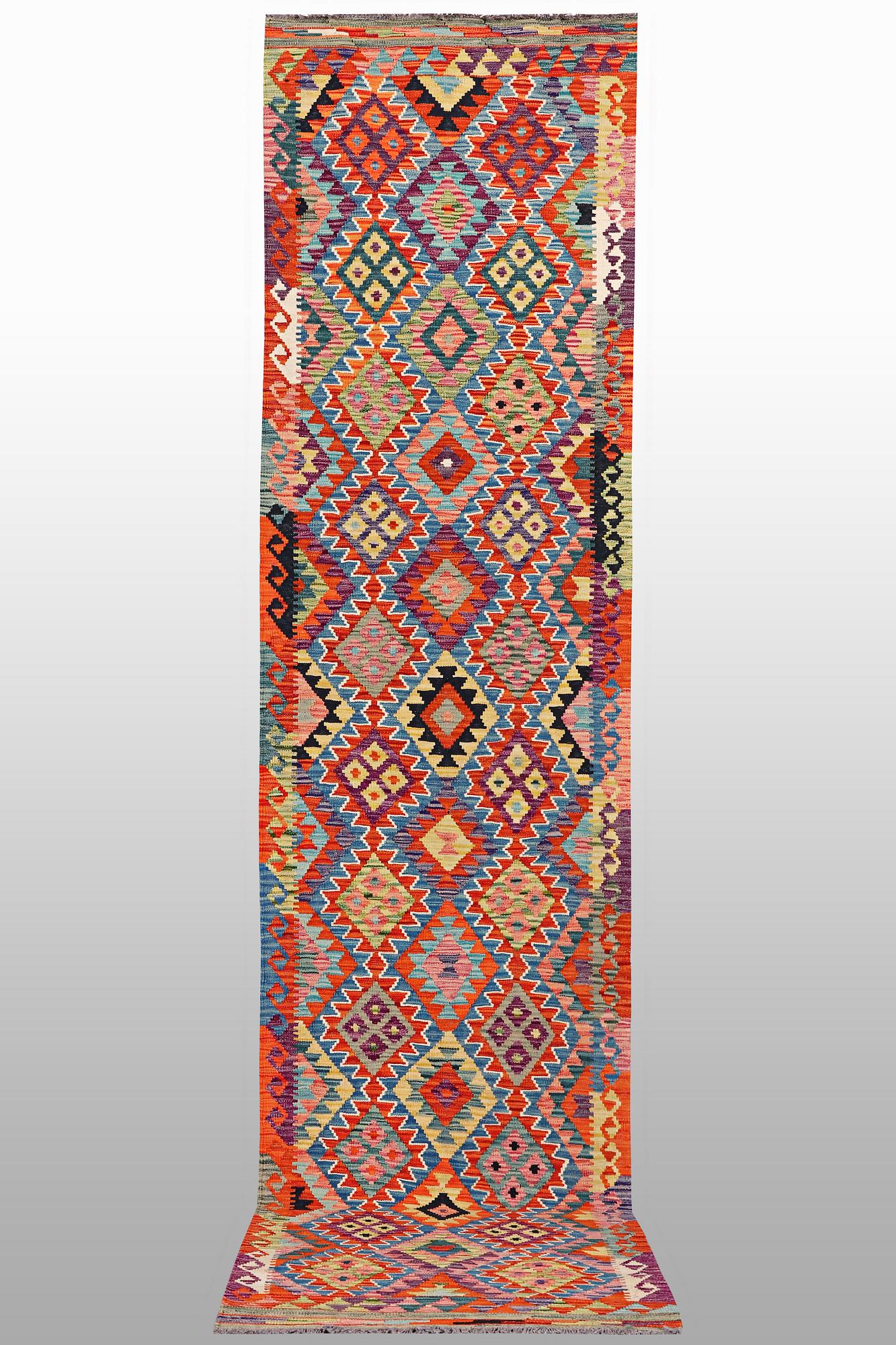 A runner, kilim 397 x 81 cm.