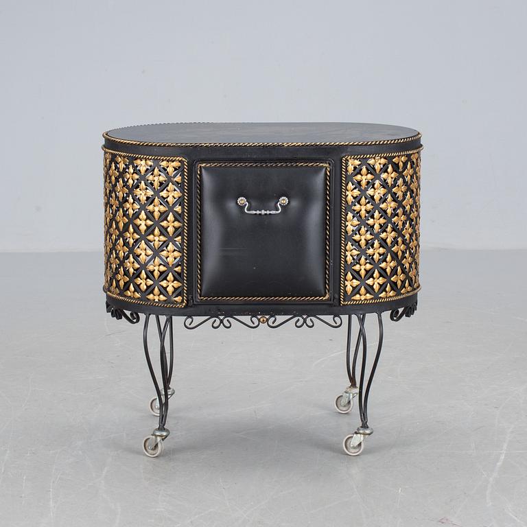 SIDEBOARD/BARSKÅP, 1900-talets andra hälft.