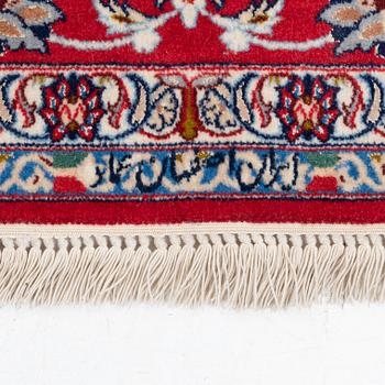 Carpet Isfahan, approx. 241 x 155 cm.