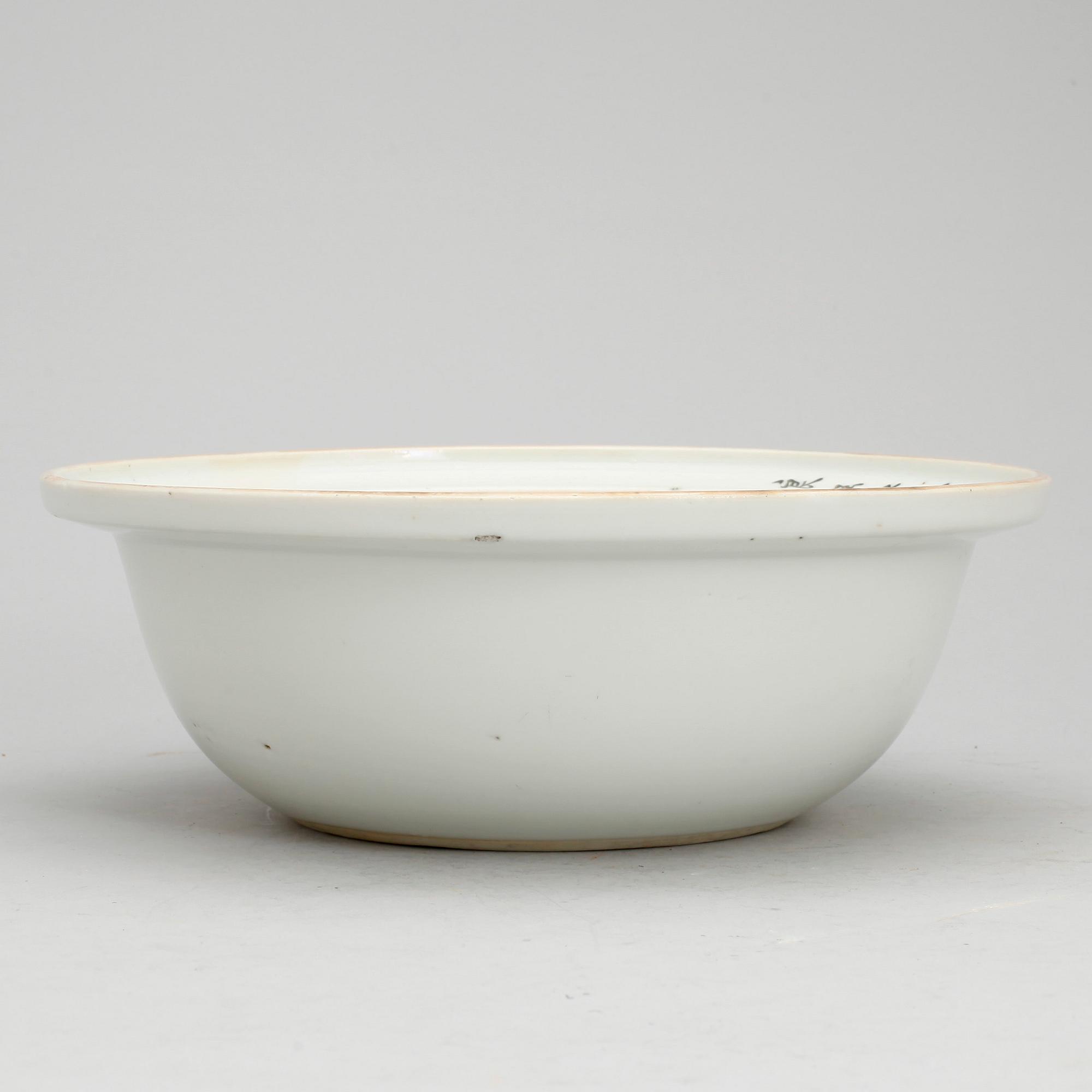 TVÄTTFAT, porslin, Kina, 1900-tal.