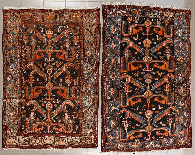 A pair of Zanjan rugs, semiantique, 193-198 x 130-133 cm.