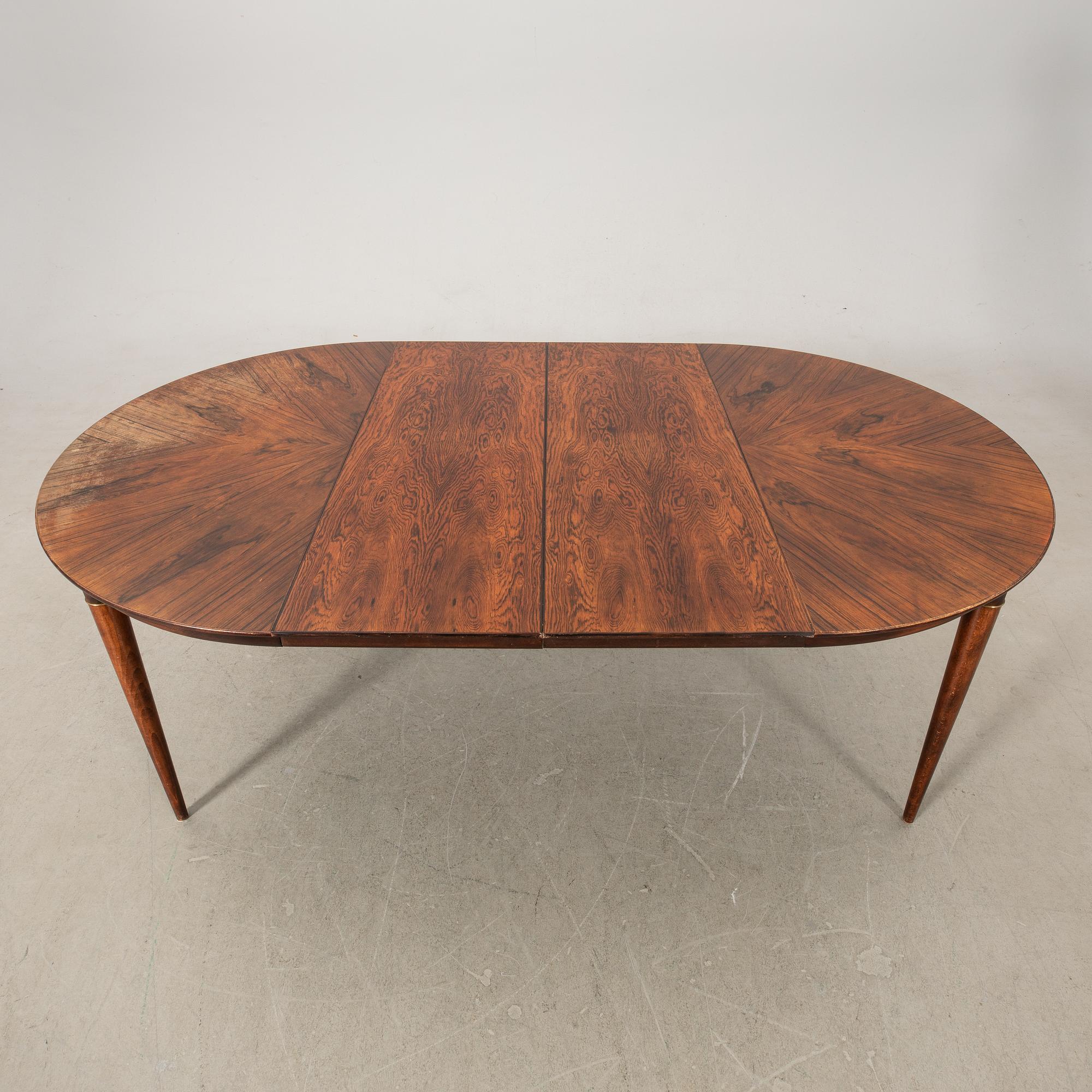 Torbjørn Afdal, Dining group 7 dlr model 113, Vamo Møbelfabrik, Sønderborg.