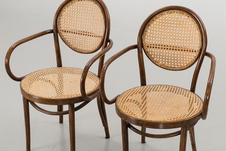 A PAIR OF BENTWOOD CHAIRS SECOND HALF OF 20TH CENTURY,