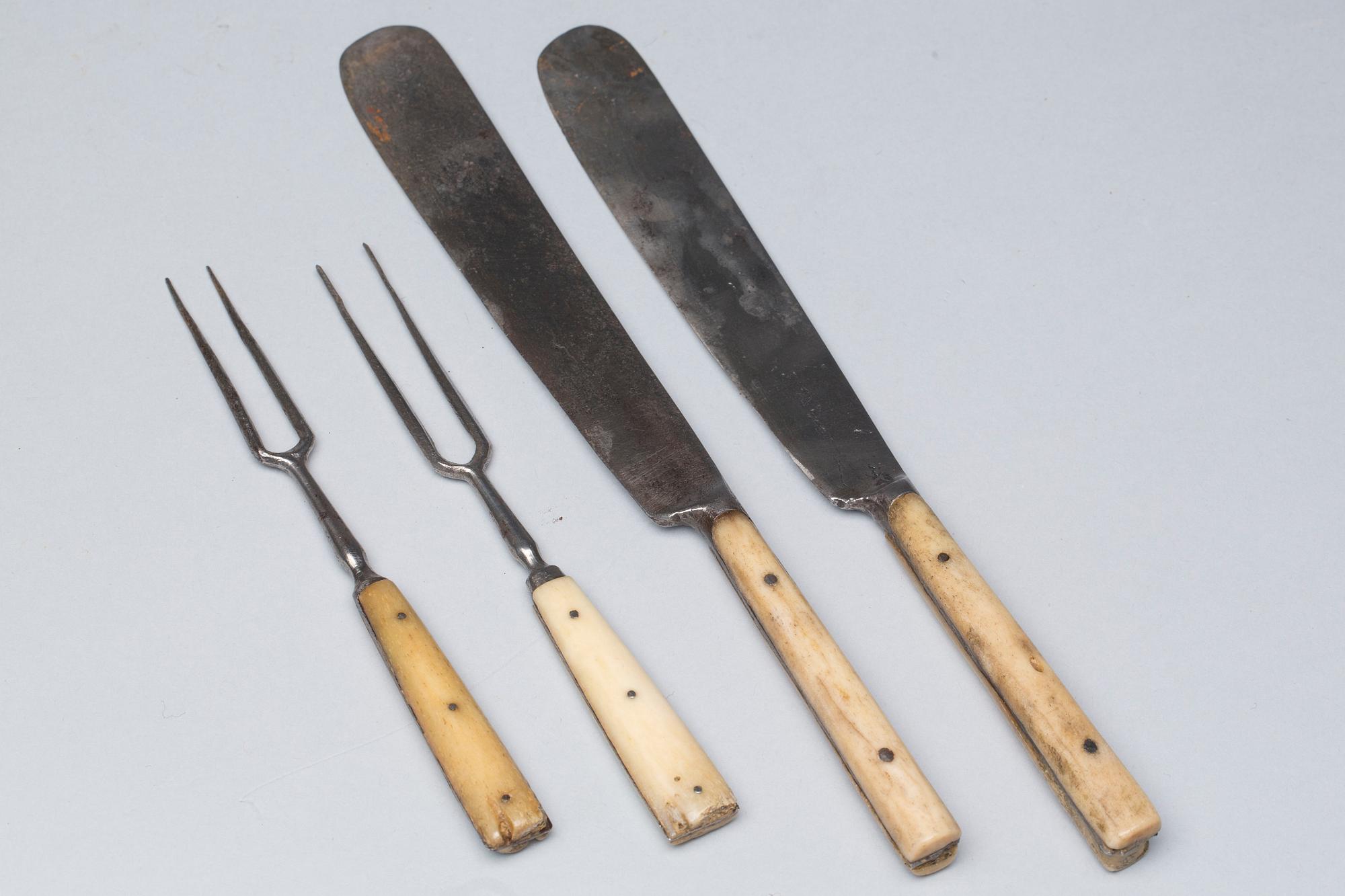 BESTICK, 21 delar, 17/1800-tal, benskaft.