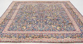 Carpet, Kerman, approx. 390 x 295 cm.