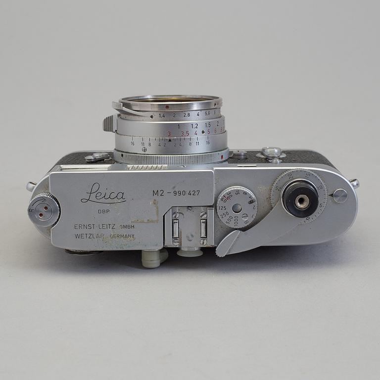 A LEICA M2 camera no 990427 from Wetzlar 1960. With Summilux 1:1.4/35. With original box.