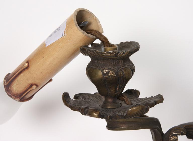 VÄGGAPPLIQUER, 1 par. Gulmetall, 1900-tal.
