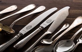 BESTICK, 208 dlr, "Svensk", silver, 1920-tal, total vikt inkl rostfria knivskaft ca 9000 g.