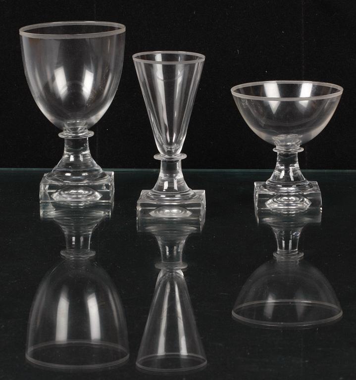 GLASSERVIS, ca 23 delar.