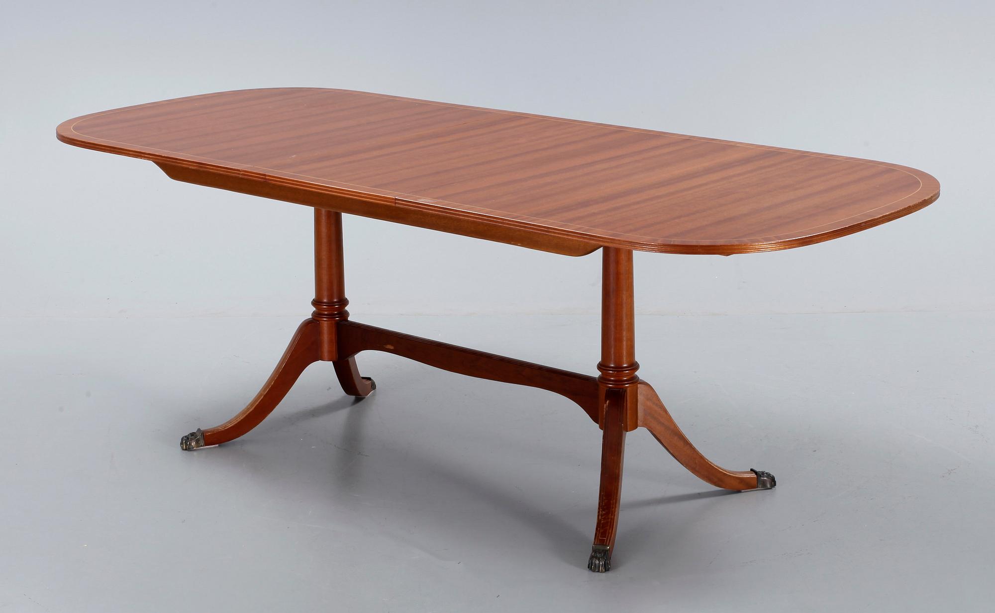 MATBORD, en iläggsskiva, engelsk stil, 1900-tal.