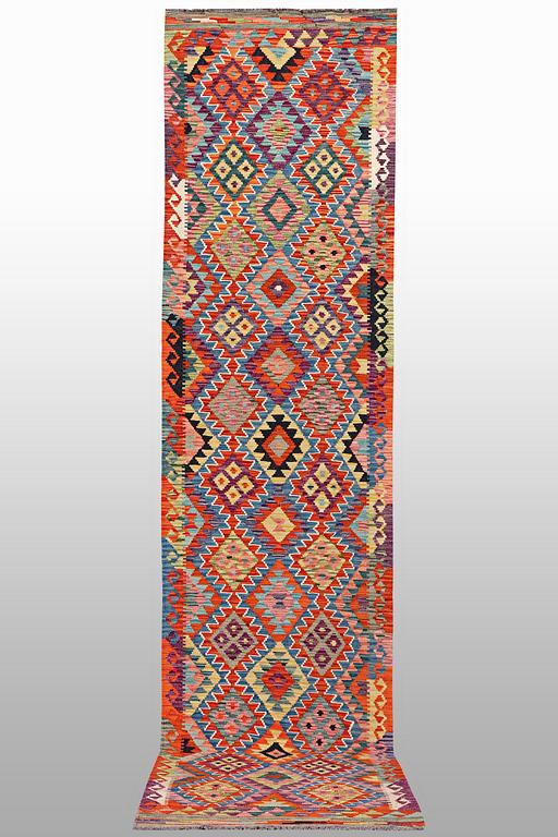 A runner, kilim 397 x 81 cm.