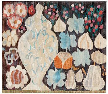 653. TEXTILE. "Kruka och Frukter". Tapestry weave (gobelängteknik). Ca 50,5 x 57 cm. Signed AMF.