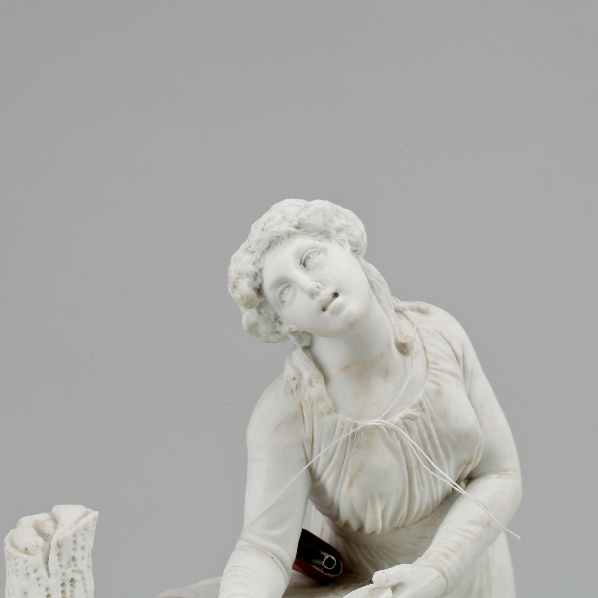 BORDSUR, biskviporslin, spindelur, sen Louis XVI, 1700-talets slut.