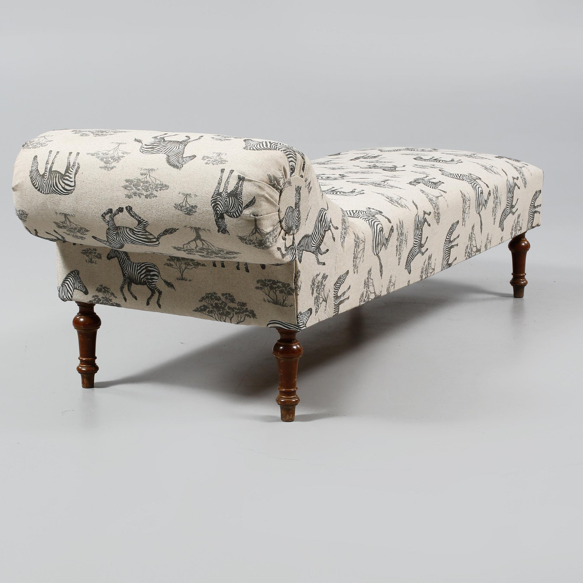 SCHÄSLONG, nyrenässans, 1800-talets slut.