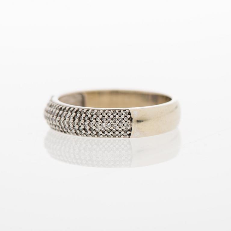 A RING, 8/8 cut diamonds, 14K gold.