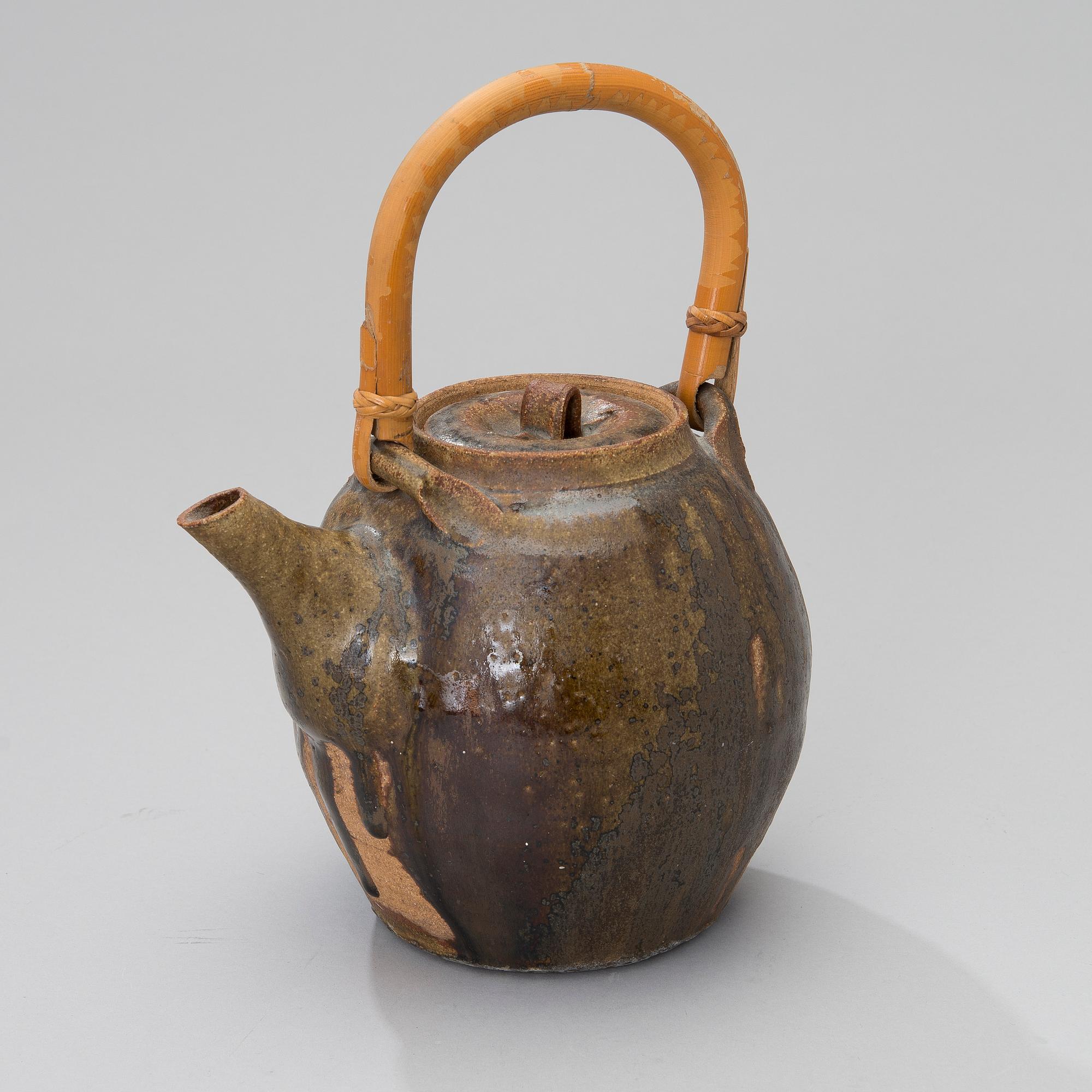 TEKANNA, stengods, möjligen Karl Fredrik Hildén, Arabia, 1900-talets mitt.