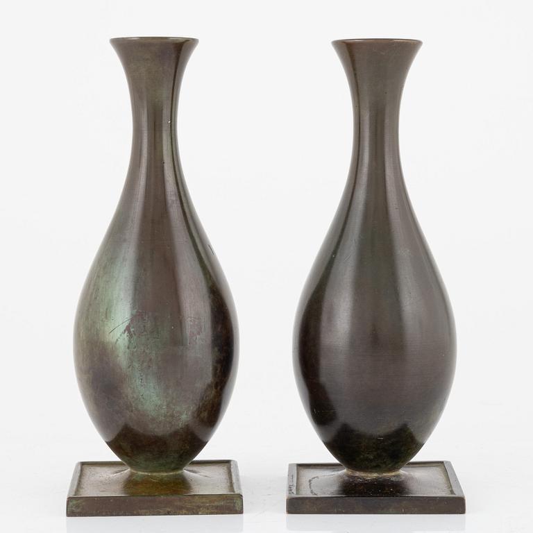 A pair of vases, GAB, Stockholm, 1930's.