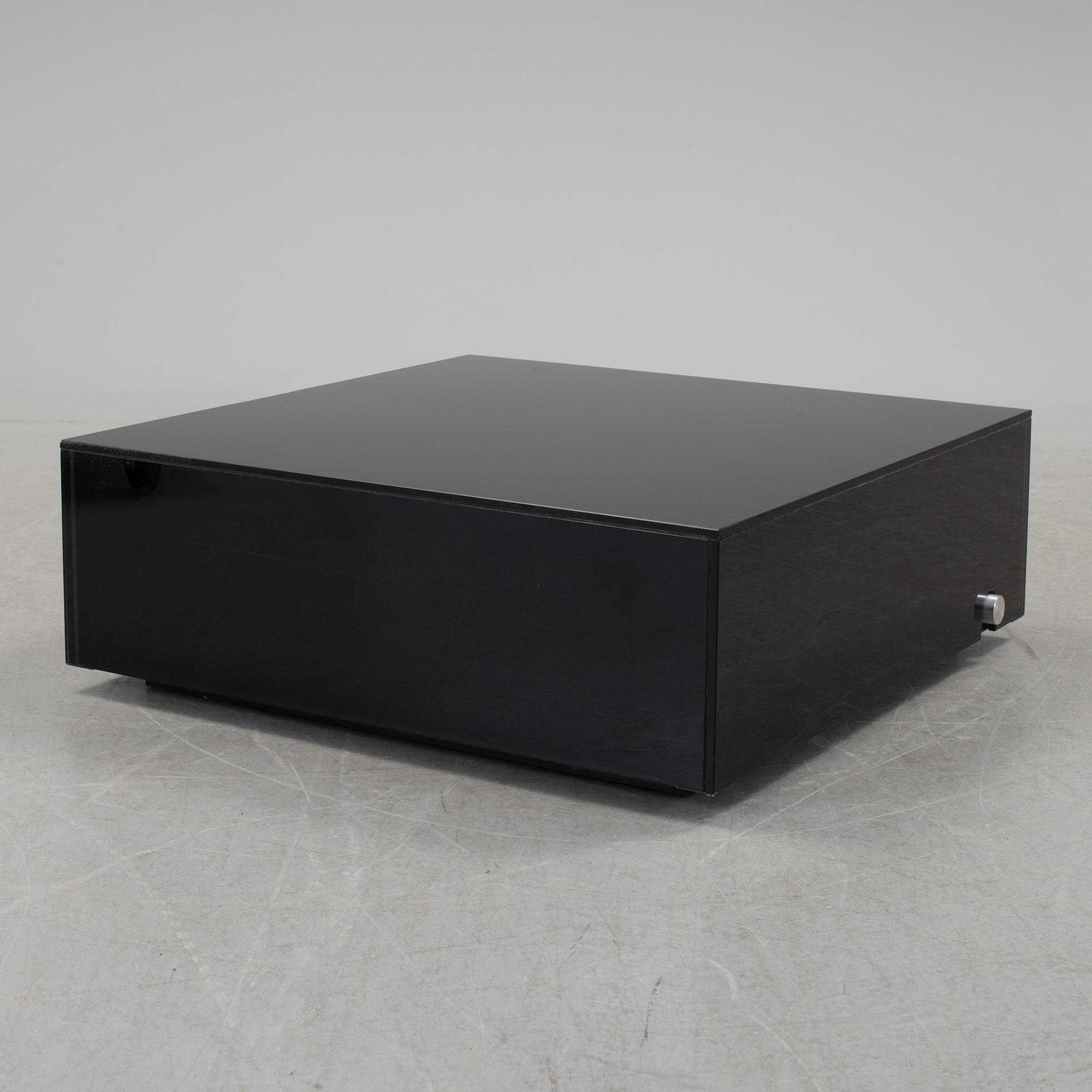 TOM DIXON, "Daft Punk", coffe table, 2004.