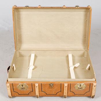 KOFFERT, tidigt 1900-tal.