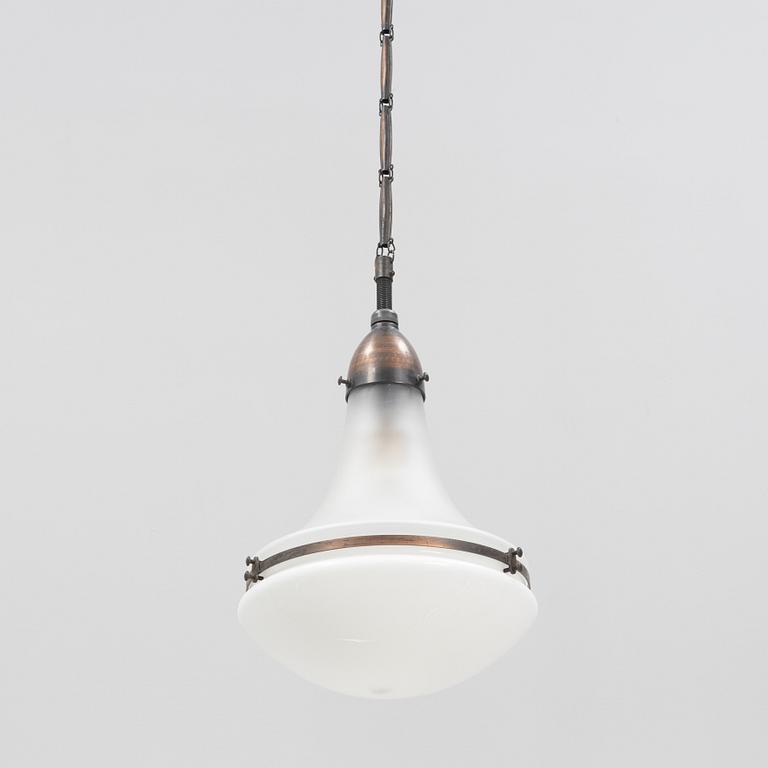 Peter Behrens, a 'Luzette' ceiling lamp for AEG (Allgemeine Electricitäts-Gesellschaft), Germany.