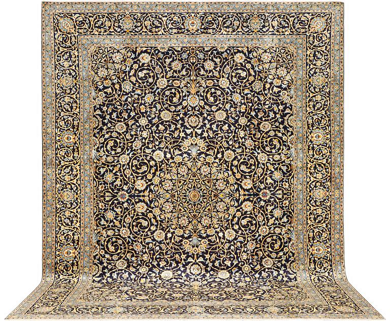 A Kashan carpet, c. 420 x 309 cm.