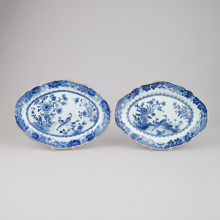 A pair of blue and white serving dishes, China, Qianlong (1736-95).