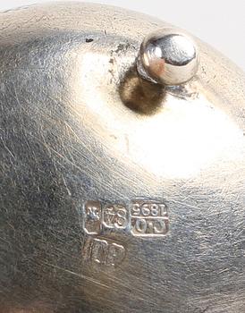 PARTI DIVERSE, 4 delar, lack och silver. Japan och Ryssland, 1800/1900-tal.