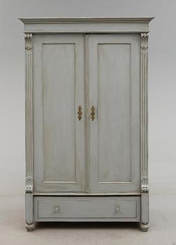 KLÄDSKÅP, 1800-talets slut.