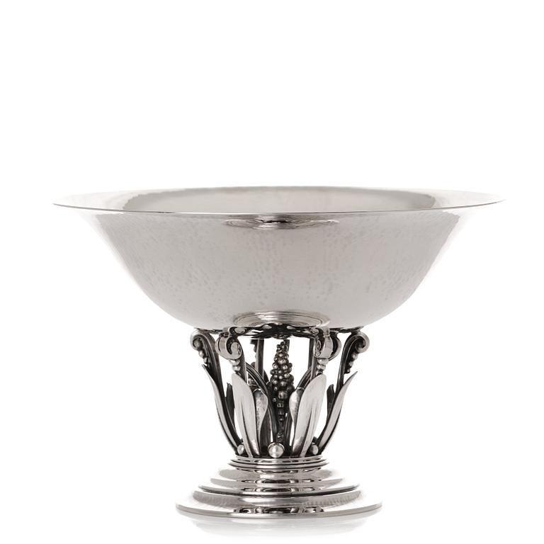 Georg Jensen, skål, Köpenhamn 1925-32, sterling silver, designnr 242.