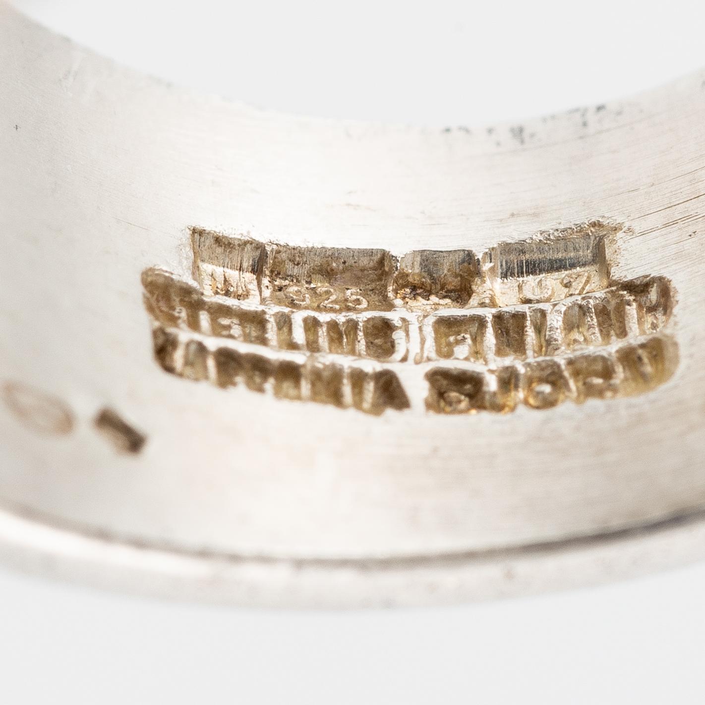 Björn Weckström, Ring "Varelsens öga", sterlingsilver och akryl. Lapponia 1973.