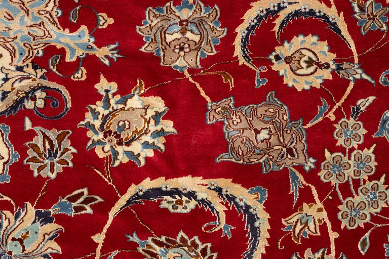 Carpet, Nain, approx. 383 x 294 cm.