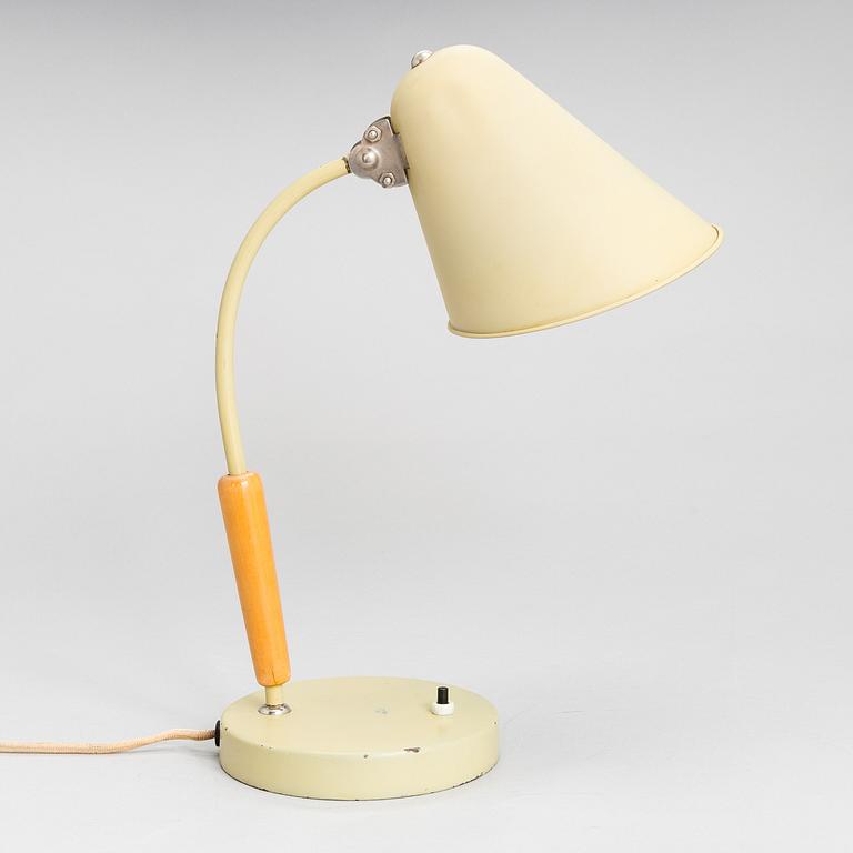 A mid-20th century '81408' table lamp for Idman.