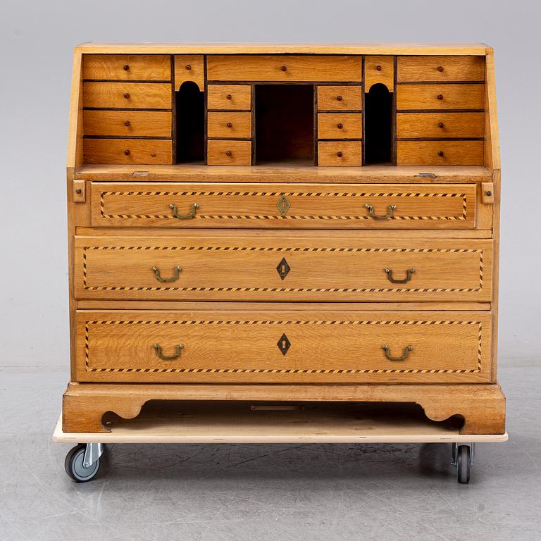 A 18th/19th century secretaire/ writing bureau.