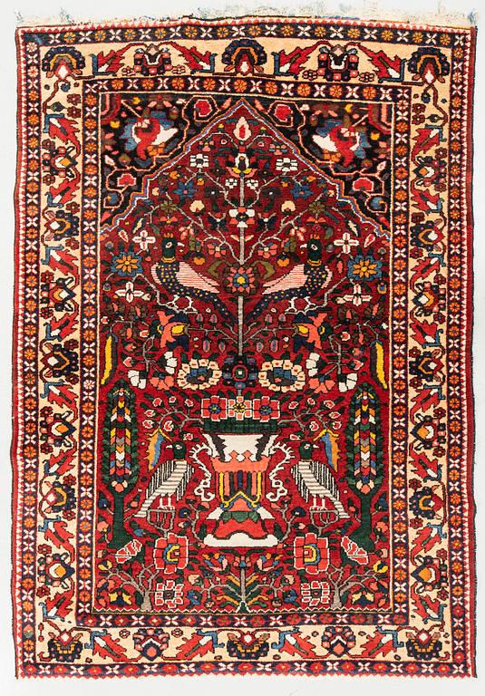 Matta, Bakthiari, ca 195 x 148 cm.