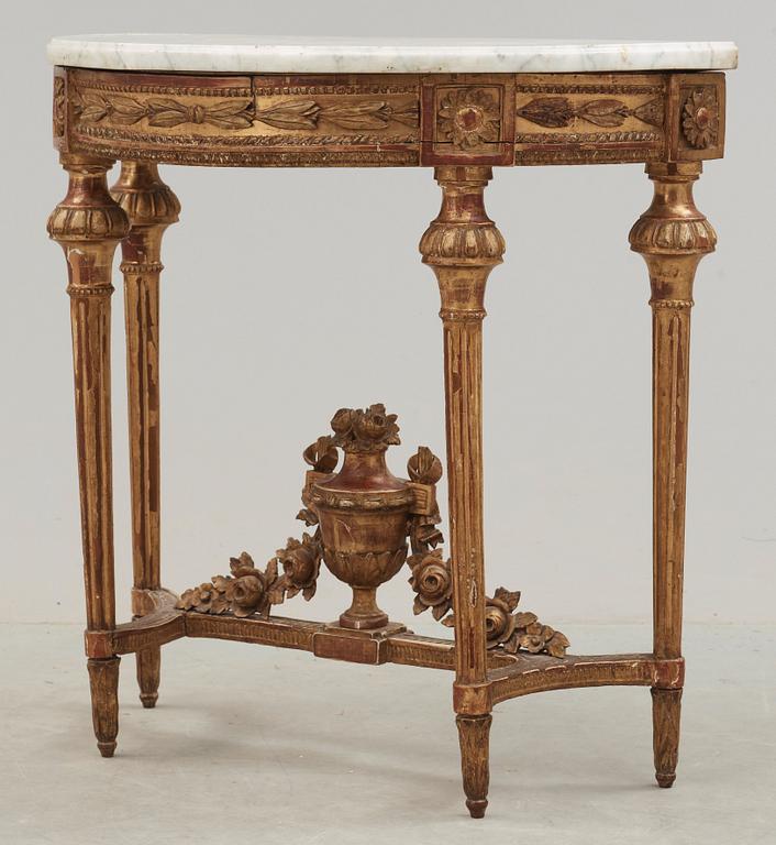 KONSOLBORD. Stockholmsarbete, 1700-talets slut. Gustavianskt.