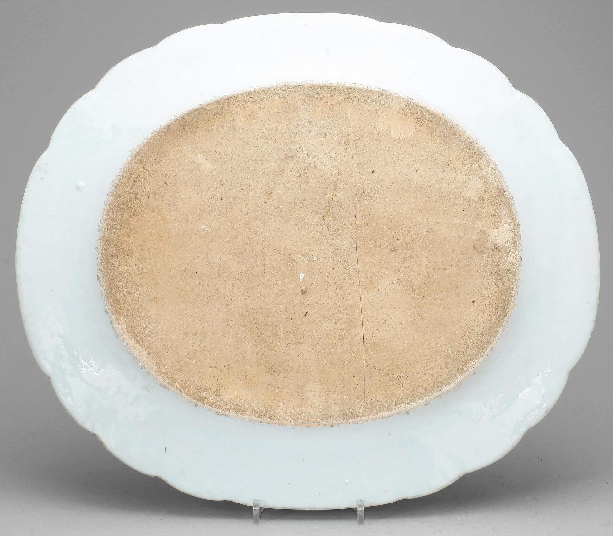 STEKFAT, porslin, Kina, Qing dynastin, Qianlong, 1700-tal.