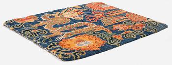 Matta (Khagangma) antik Tibet, omkring 1900, ca 66x61 cm.