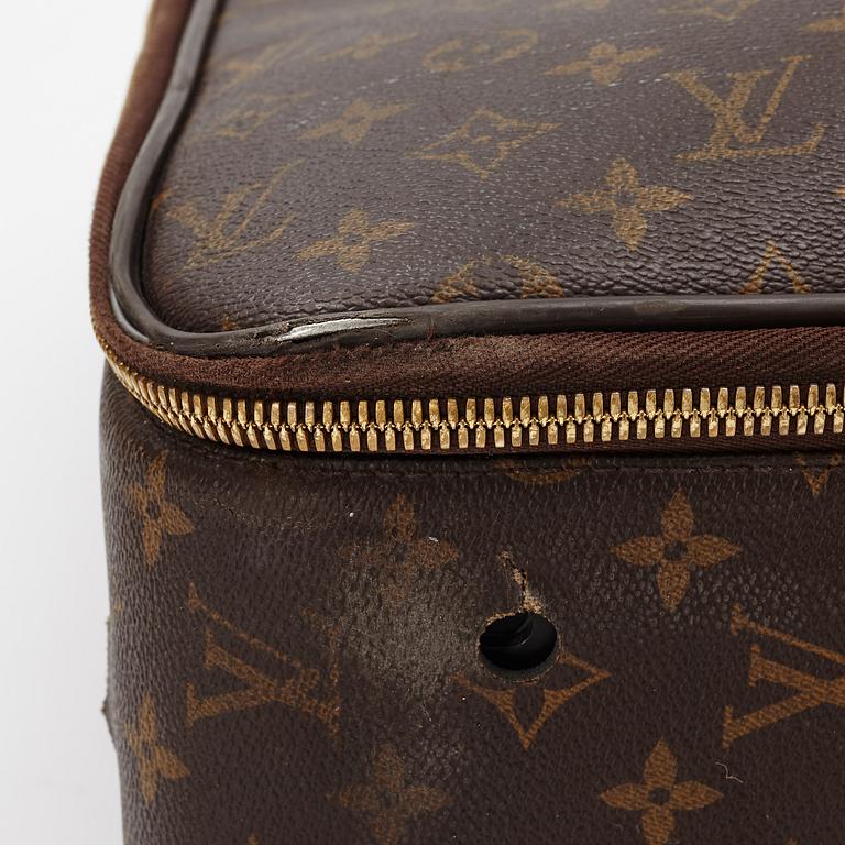 Louis Vuitton, resväska, "Pégase 65".