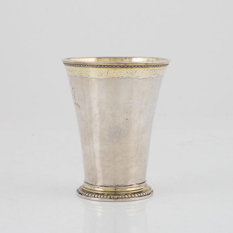 Gustaf Stafhell d ä, bägare, silver, Stockholm 1732.