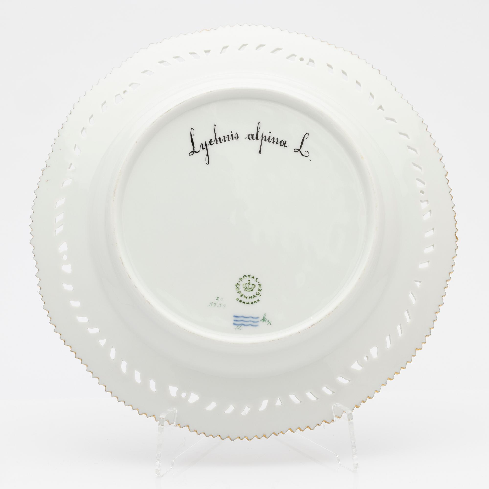 Royal Copenhagen, Tallrik, "Flora Danica", 1969-1974.